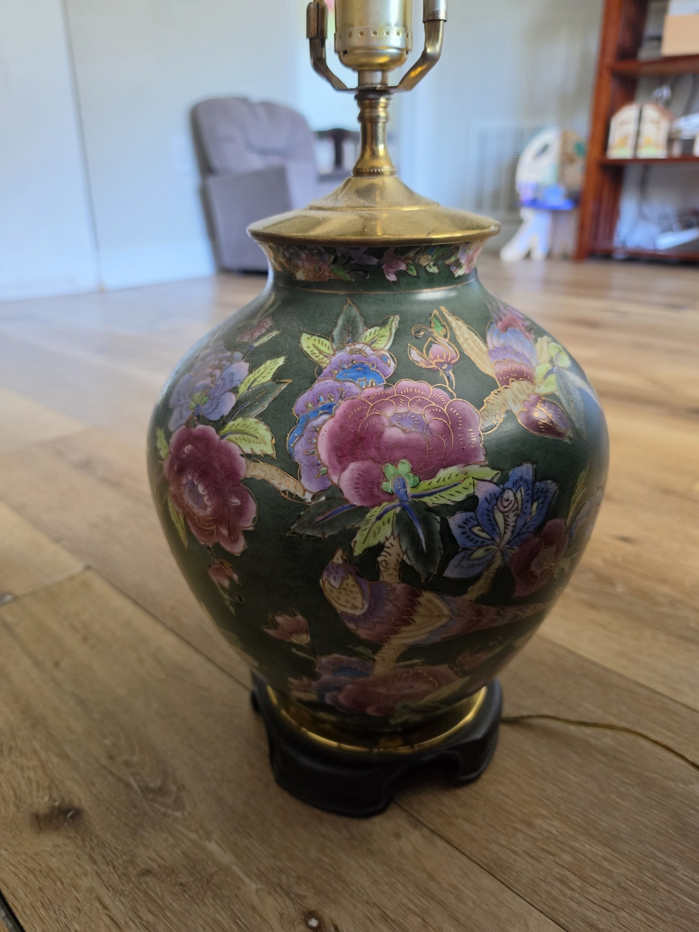 Decorative Green Floral Ceramic Table Lamp